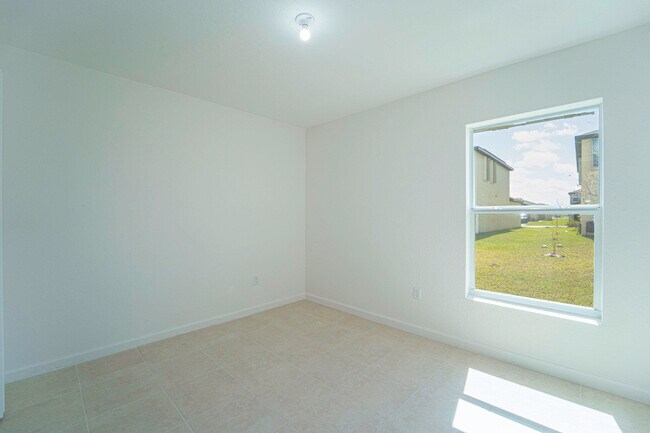 Building Photo - 788 Worlington Ln