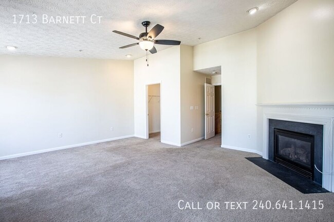 Building Photo - 1713 Barnett Ct