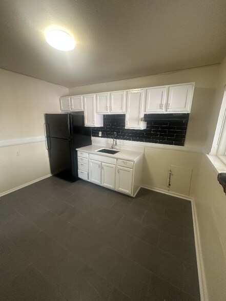 Primary Photo - 4217 Chamberlayne Ave