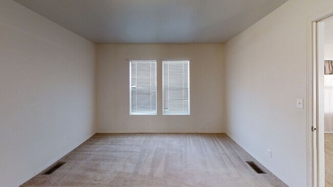 Building Photo - 1520 N Austin