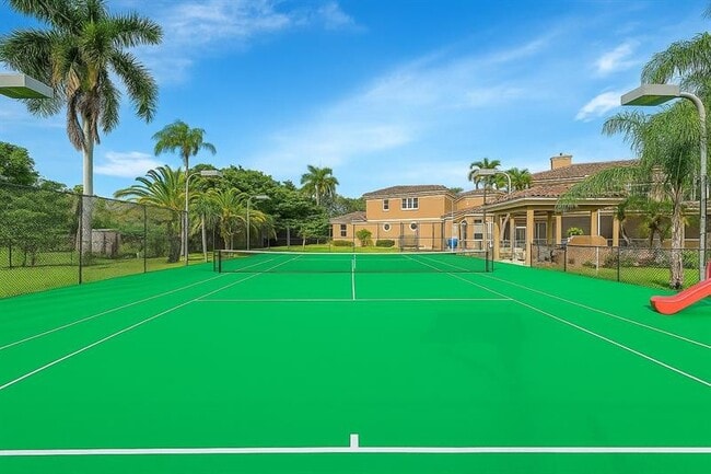 Building Photo - 4200 Coral Hills Dr