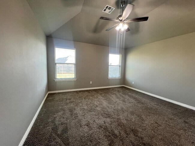 Building Photo - 8722 SW 40th Ter