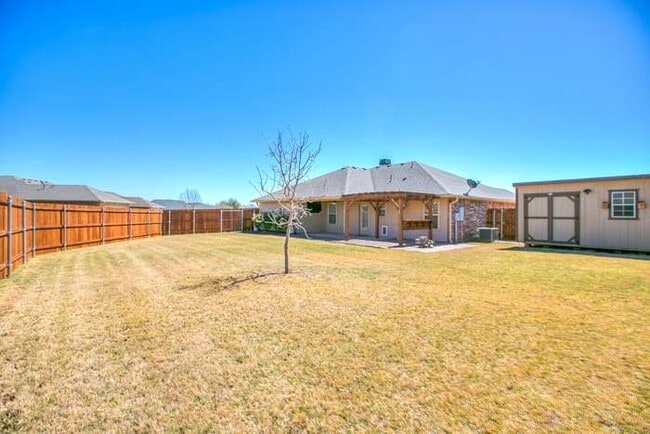 Building Photo - 4720 Pinon Ridge Dr