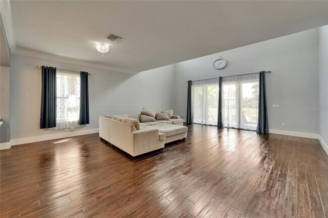 Building Photo - 6116 Lagomar Ln