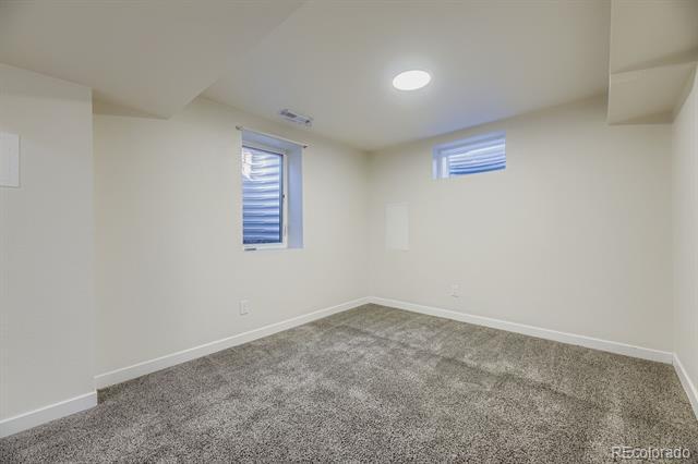 Building Photo - 952 S Garland Way