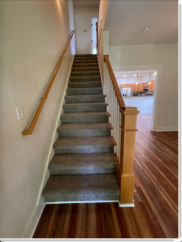 Building Photo - 2364 Zermatt Ave