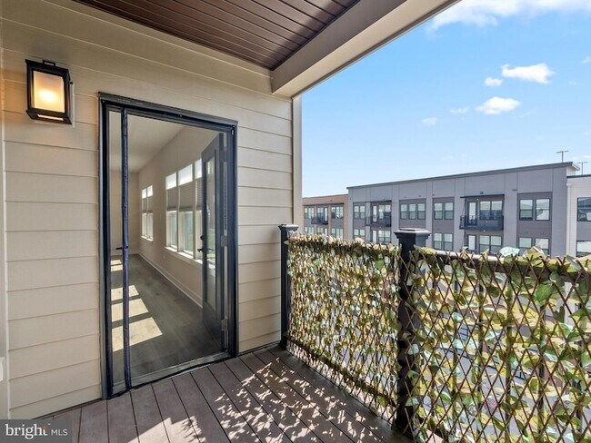 Building Photo - 12865 Mosaic Pk Wy