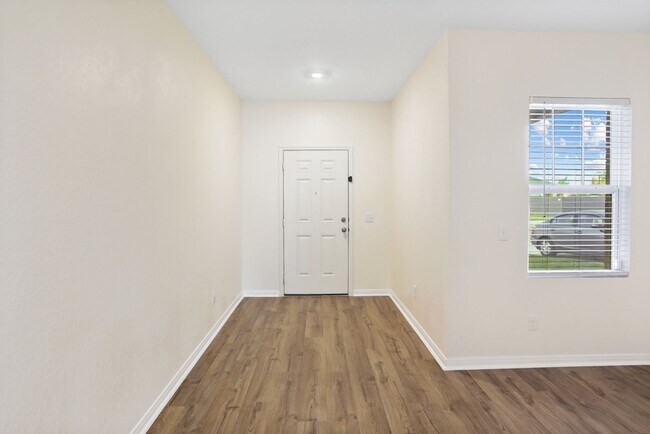 Building Photo - 5 Bed 3 Bath Home at Trails at Culebra sub...