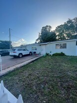 Building Photo - 17011 NW 33rd Ct
