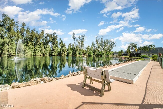 Building Photo - 16051 Amberwood Lake Ct