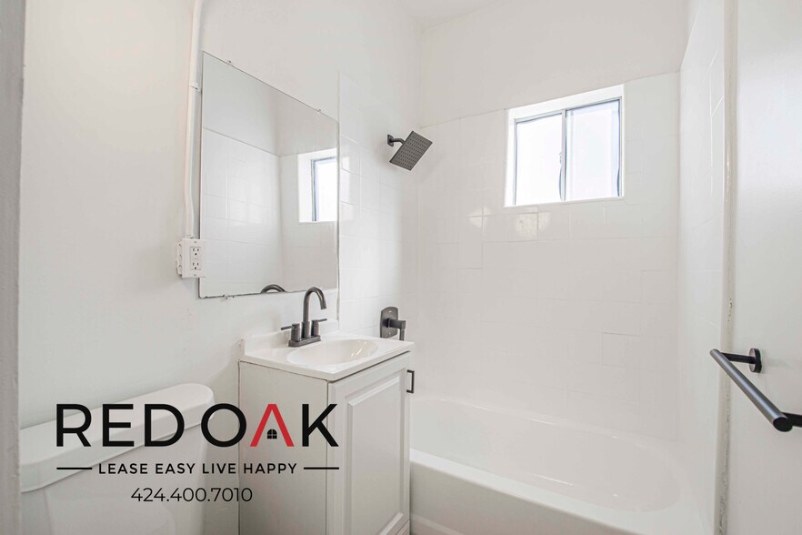 Building Photo - 719 Heliotrope Dr