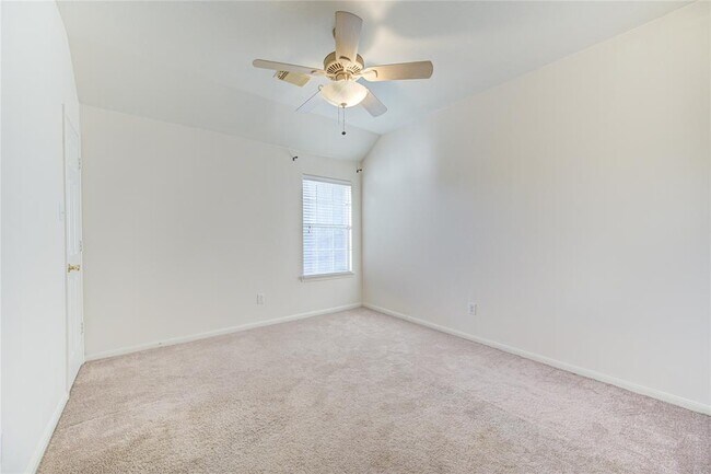 Building Photo - 21735 Oakbridge Park Ln
