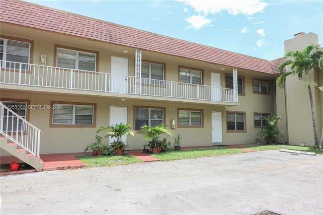 Building Photo - 3019 SW 68th Terrace