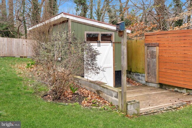Building Photo - 6329 Gentele Ct
