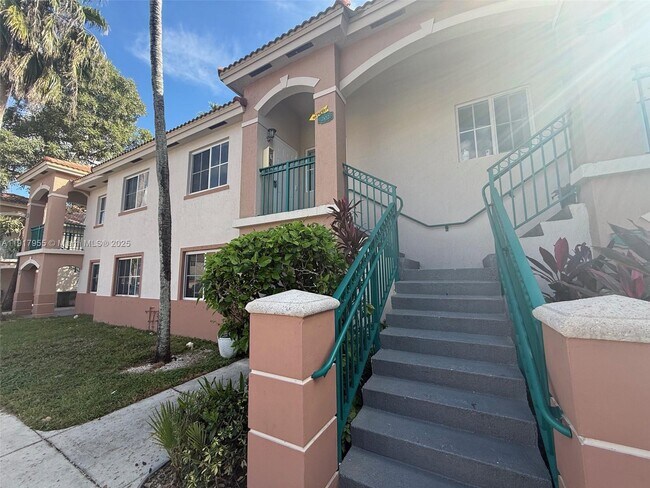 Building Photo - 2911 SE 13th Rd