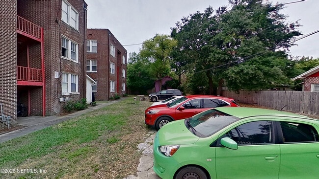 Building Photo - 2623 College St