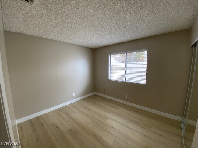 Building Photo - 376 Legacy Dr