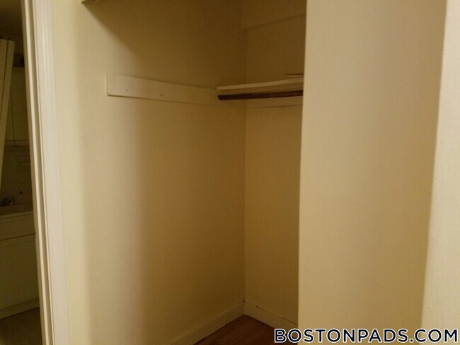 Building Photo - 1799 Centre St