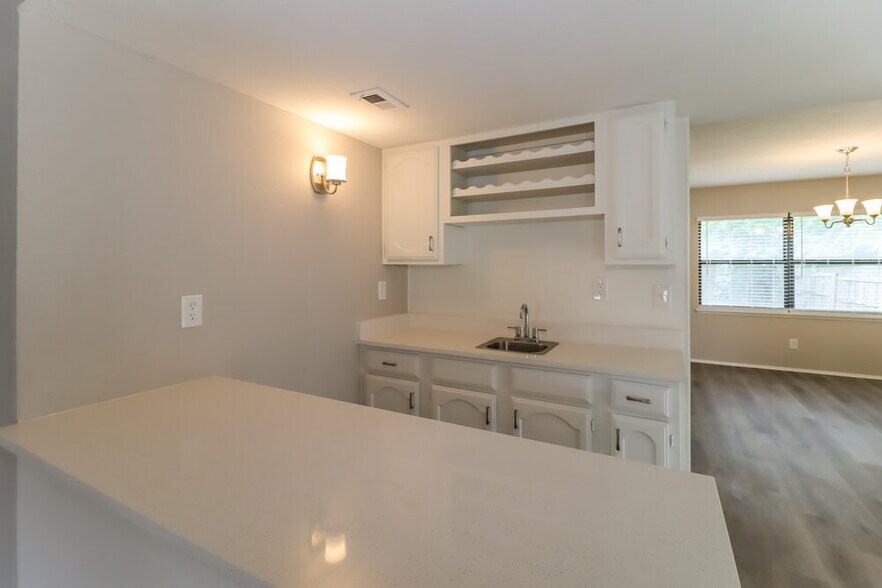 Building Photo - 4209 Campion Ln