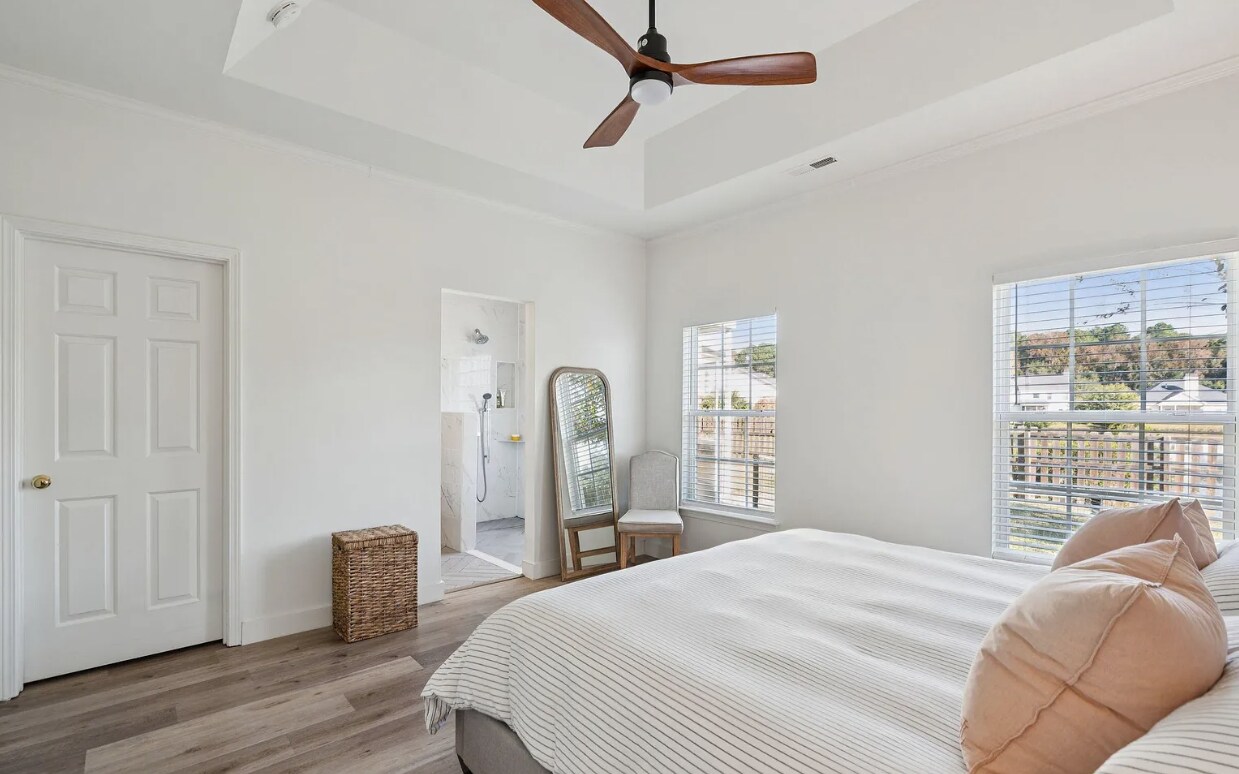 Building Photo - 2802 Summertrees Blvd