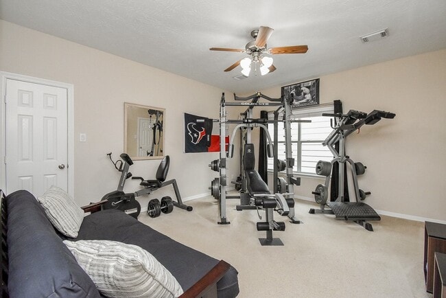 Building Photo - 1446 Sherwood Park Cir