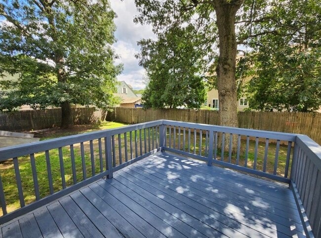 Building Photo - 9 Gregg St