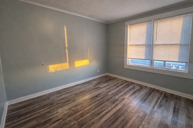 Building Photo - 223-227 East Dominick