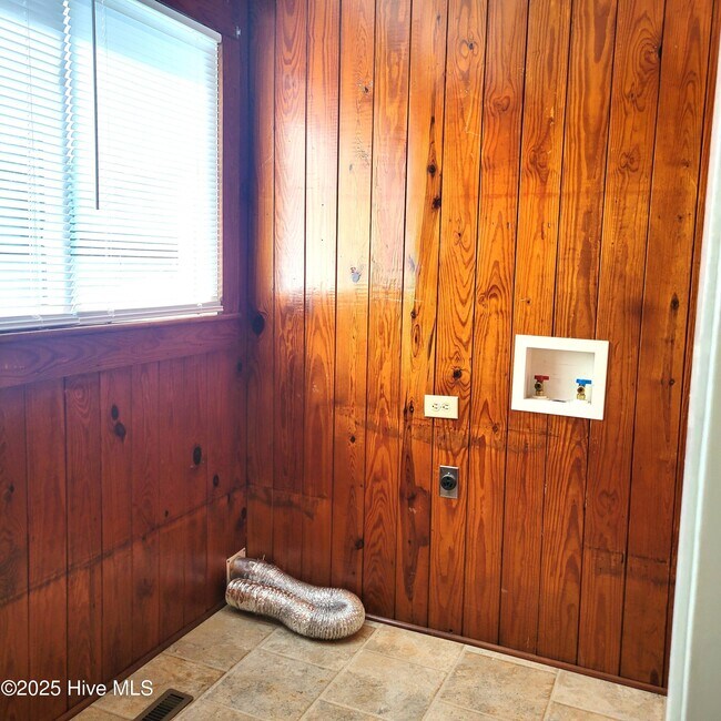 Building Photo - 3628 Murdocksville Rd