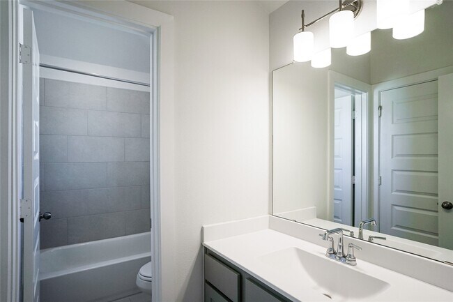 Building Photo - 7007 Snow Finch Ln