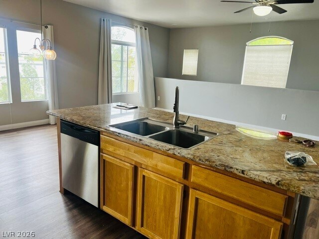 Building Photo - 1320 Red Gable Ln