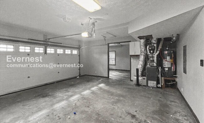 Building Photo - Modern Living in Saddle Bridge with Private Patio / 4 Beds and 2.5 Bath / Available Now!