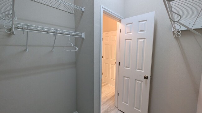 Building Photo - Beautiful 3/2 in Fiddlers Cove