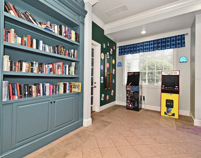 Building Photo - 8925 Legacy Ct