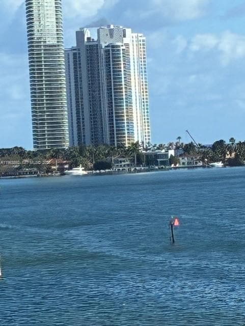 Building Photo - 3770 NE 171 St