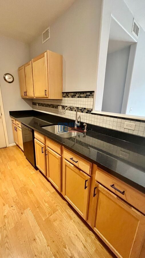 Building Photo - 4451 S Ammons St