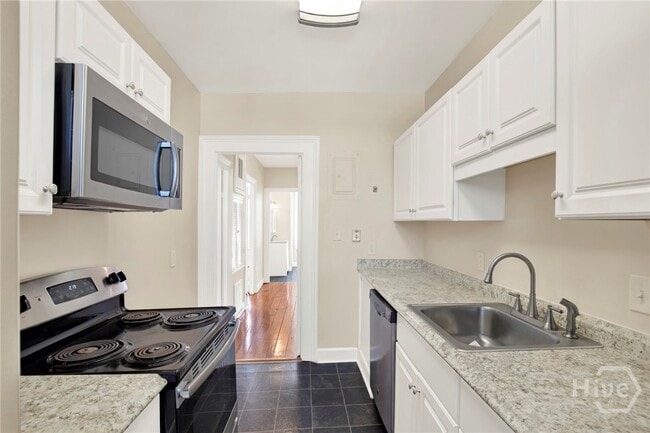 Building Photo - 32 E Taylor St