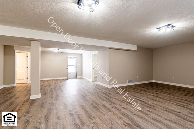 Building Photo - 4 bedroom home now available!