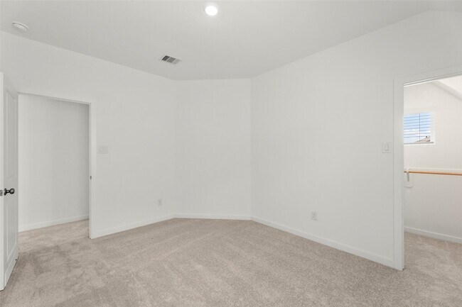 Building Photo - 12523 Alligator Lake Ct