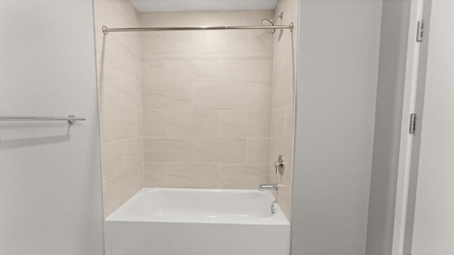 Building Photo - 475 Communipaw Ave