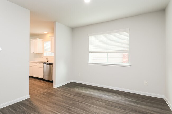 Building Photo - 2447 Gibbs Bend Ct