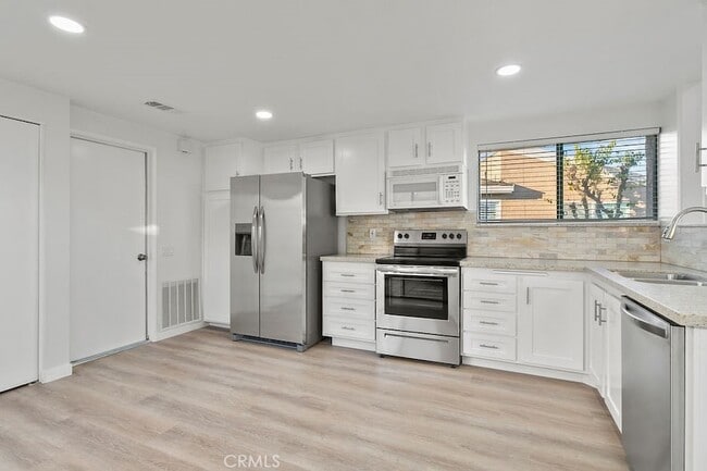 Building Photo - 30962 Ariana Ln