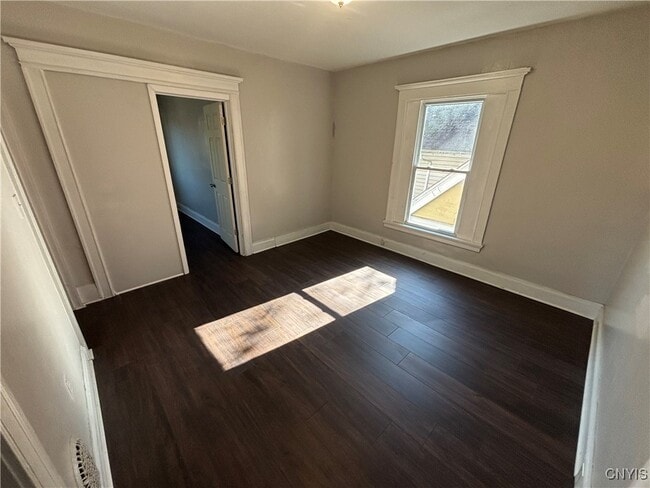 Building Photo - 1070 S Geddes St