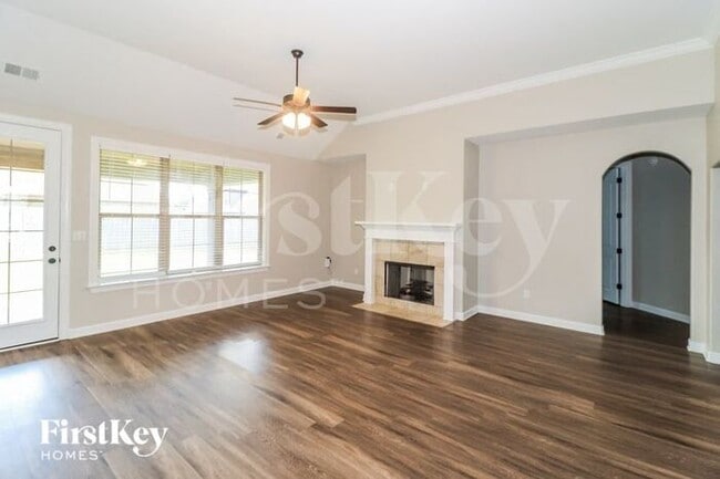 Building Photo - 2275 Wellspring Ln