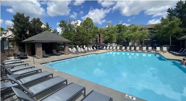 Building Photo - 2310 Elliott Ave