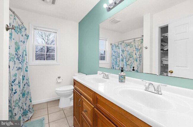 Building Photo - 7665 Cedar Dr