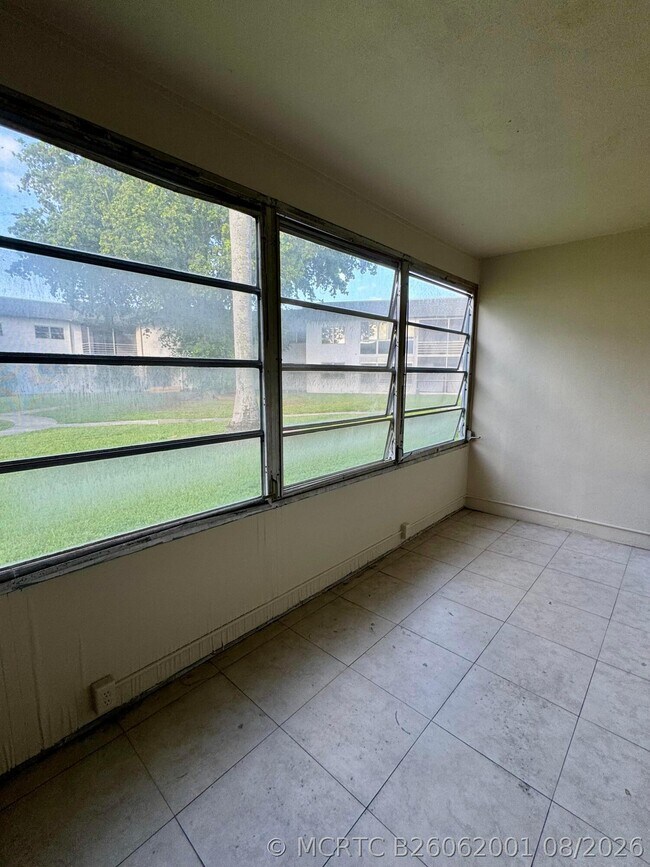 Building Photo - 6507 Winfield Blvd