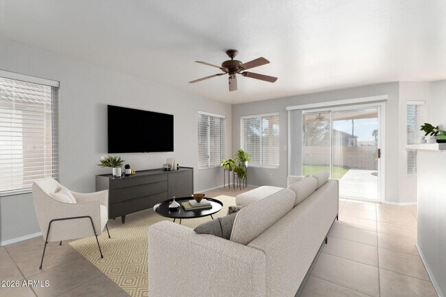 Building Photo - 3611 E Windmere Dr
