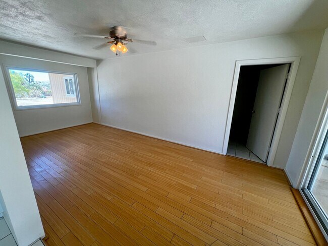 Building Photo - 56769 Joshua Dr