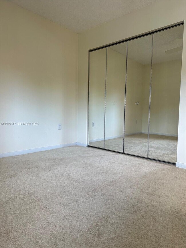 Building Photo - 12755 SW 16th Ct