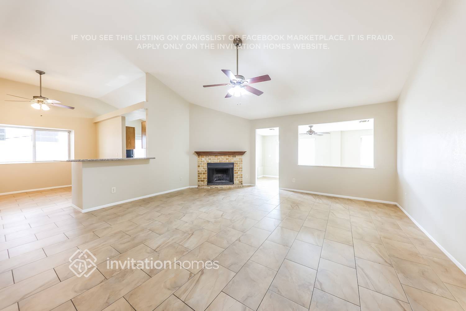 Building Photo - 8833 W Vogel Ave